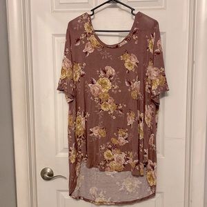 Maurices 24/7 mauve floral high low tee size 2x